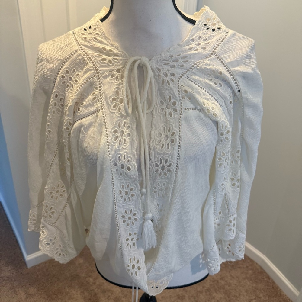 Surf Gypsy Cream Lace Blouse nwt